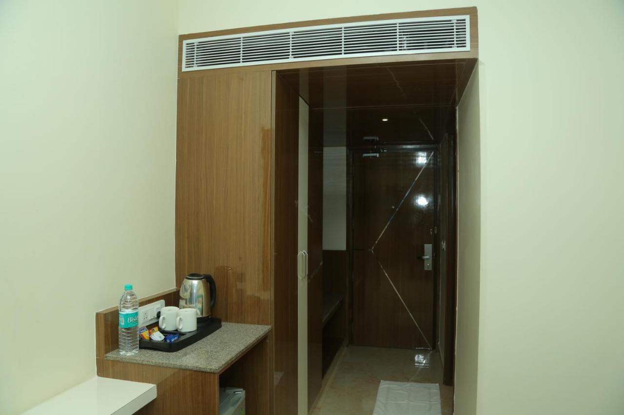 Misty Ocean - A Bergamont Group Of Hotel Kuilapalayam Exterior foto