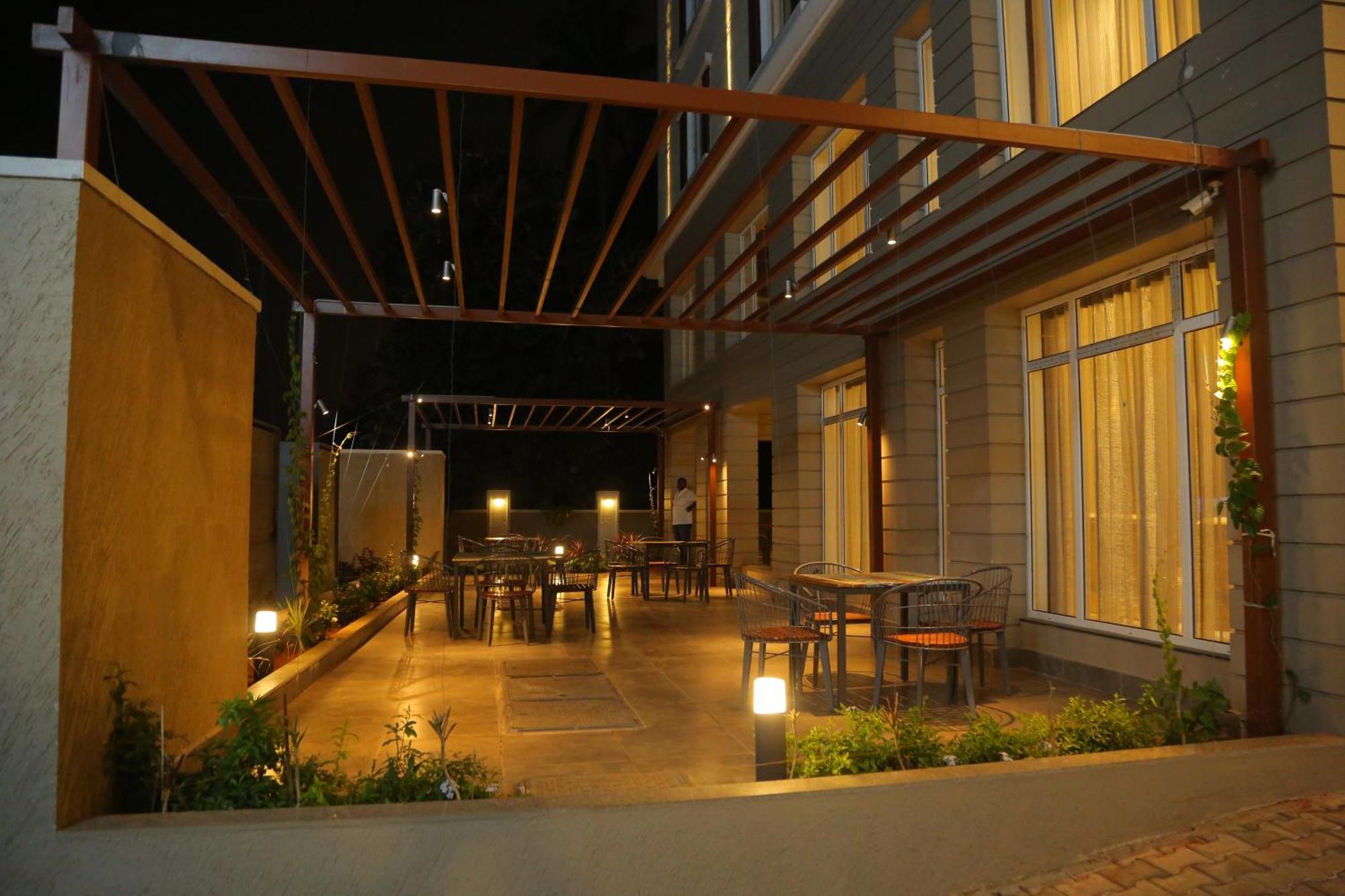 Misty Ocean - A Bergamont Group Of Hotel Kuilapalayam Exterior foto